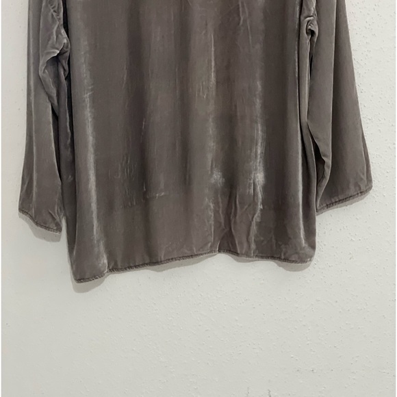 Eileen Fisher Briar Velvet Round Neck Box-Top Rayon Silk - Picture 8 of 16